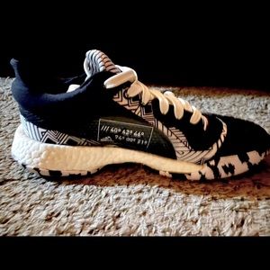 Marquee boost low shoe adidas graffiti basketball shoes